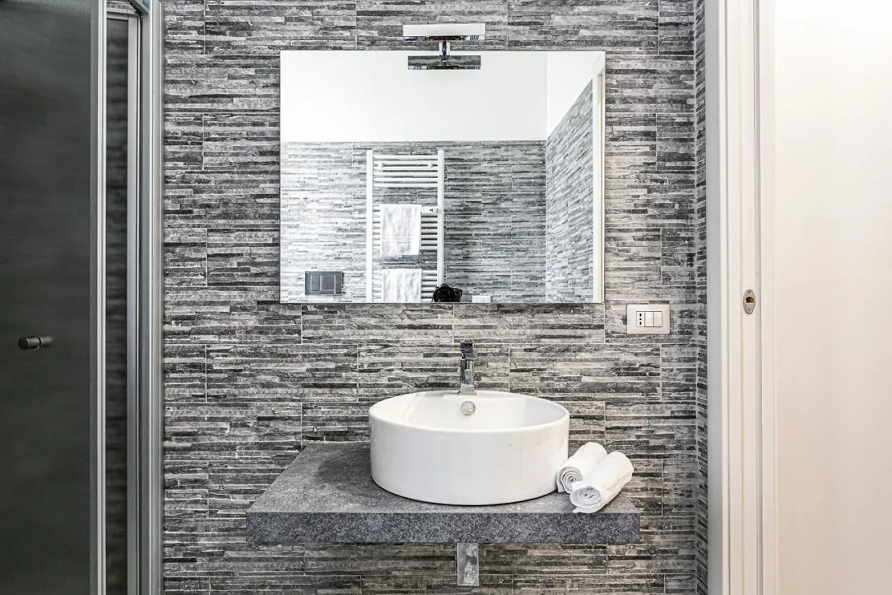 Apartment Homi - Via Filzi Milano Centrale Italy